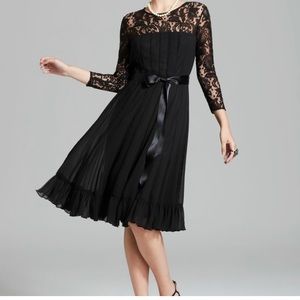 Adrianna Papell lace Dress